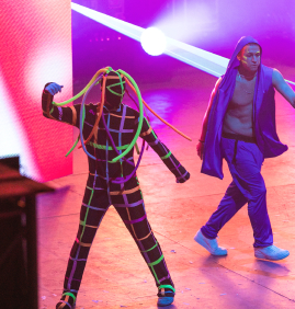 Freak&Light
Performance Laser
Show